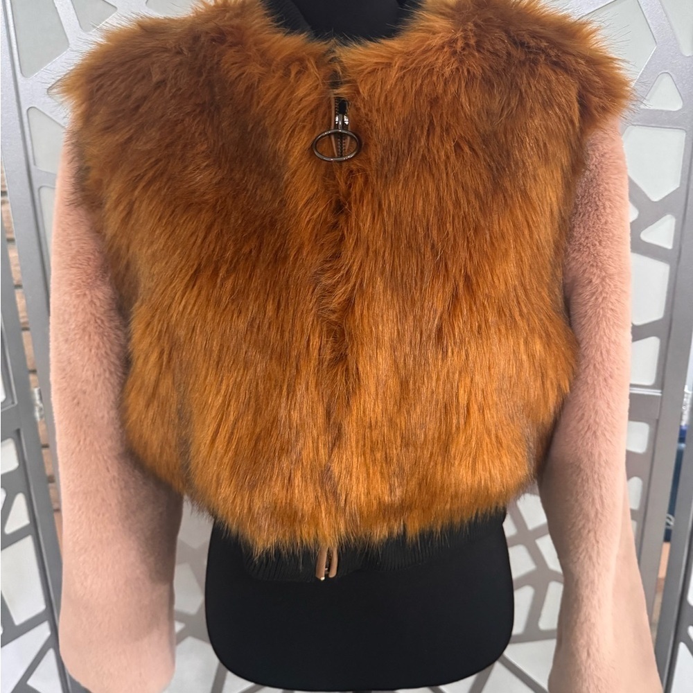 Statement Faux Fur Cropped Jacket Two Tone Sleeves Trendy Luxe Coat